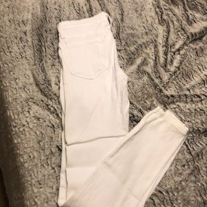 White Kancan skinnies